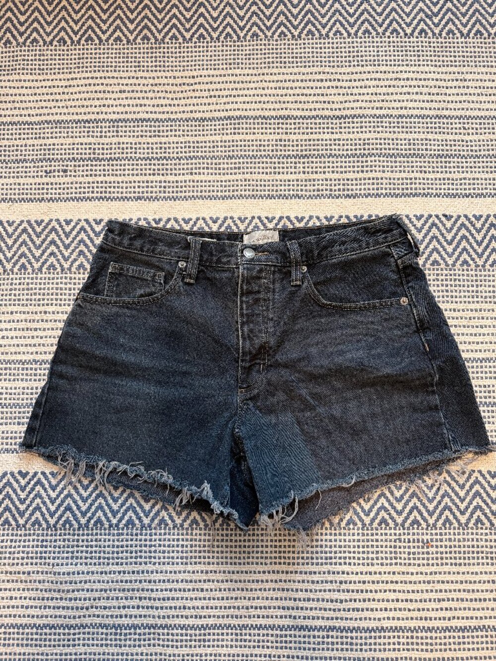 Universal Thread 90's Baggy Denim Shorts – Women's Size 8
